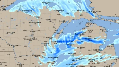 Saturday Weather Update: Odd area gets heavy lake-effect today, some get foot of snow by Tuesday