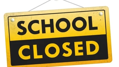 School closure Monday 5 January 2026
