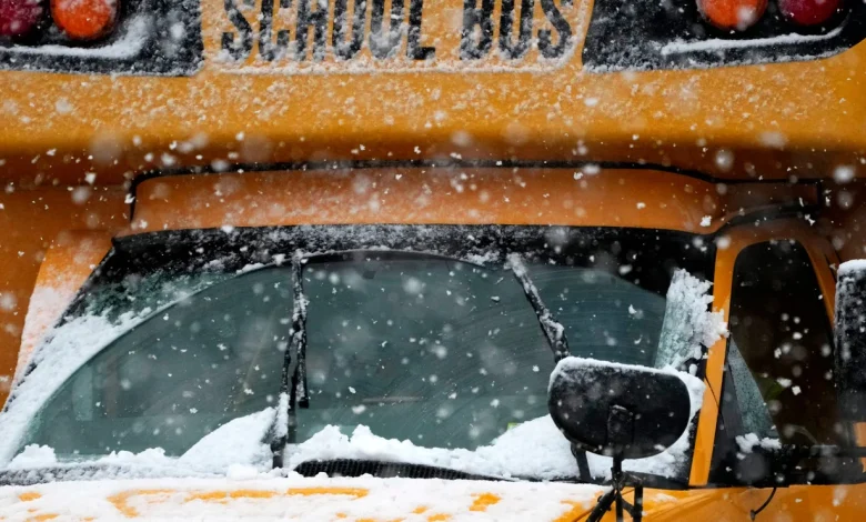 Schools closed, delayed Monday due to dangerous winter storm in Midstate