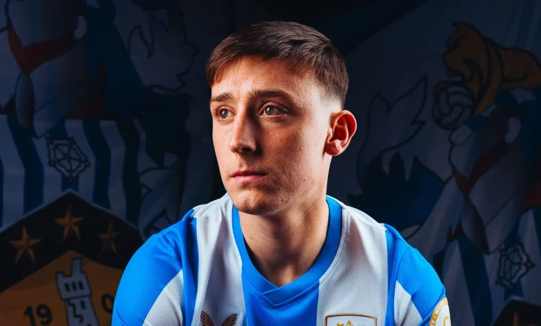 Scouting report: Cameron Humphreys joins Huddersfield Town on loan