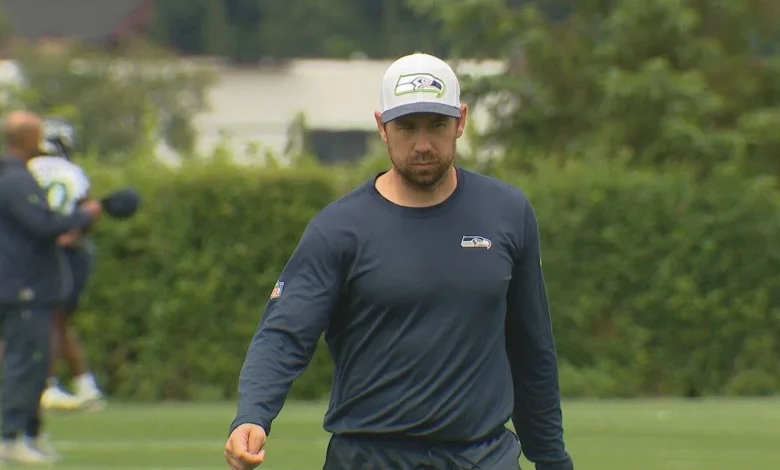 Seahawks begin preparing for 49ers after both coordinators interview for head coaching job