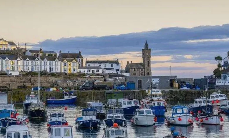 Second home crisis leaves Porthleven demanding 'build more houses for locals'