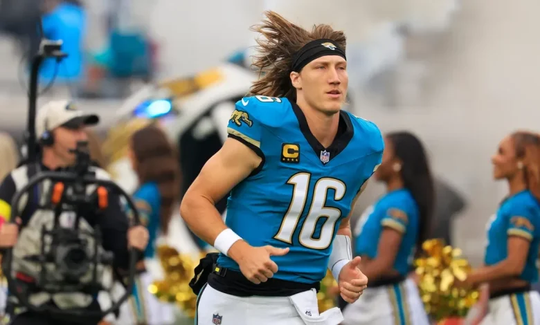 See Wolfson Hospital preemies dress up as Trevor Lawrence ahead of game