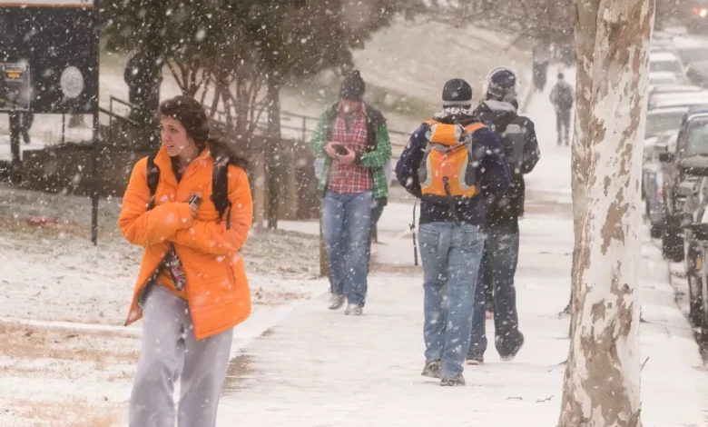 See which Des Moines schools are closed Friday due to extreme cold