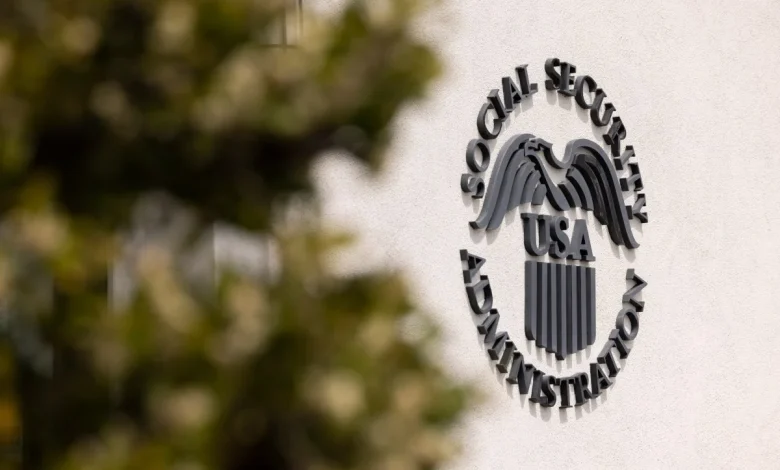 Seniors on Social Security Could Face $460 Monthly Cut to Benefits