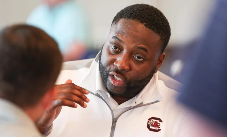 Shane Beamer throws shade at LSU, Lane Kiffin over Sterling Lucas hire