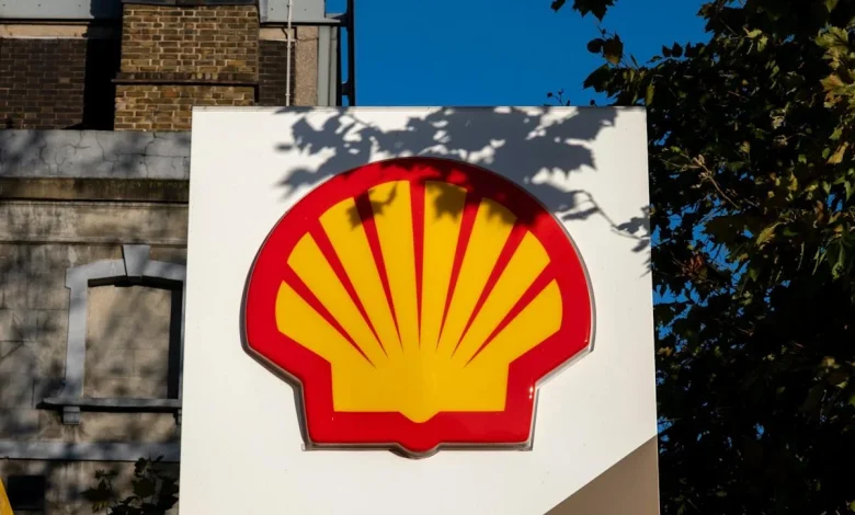 Shell eyes return to Venezuela to claim gas billions