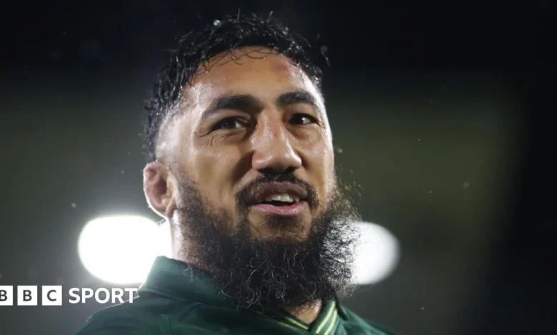 Six Nations: Ireland replace centre Bundee Aki in squad for 'disciplinary reasons'