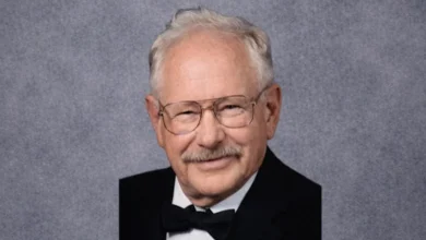 Skeletal remains found on Washington beach identified as former Oregon mayor who vanished in 2006