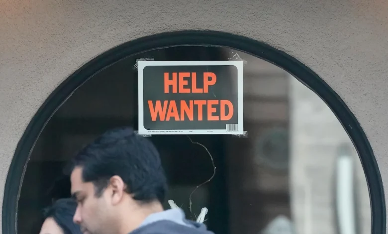 Slightly more Americans file for jobless benefits in the last week of 2025