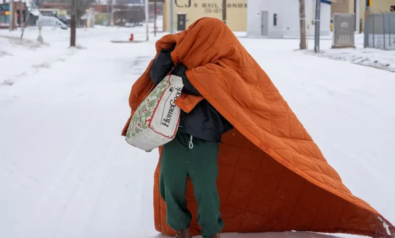 Snow, ice warnings, extreme weather move across US