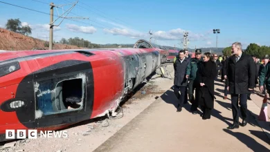 Spain train crash: Shock and confusion as officials struggle for answers