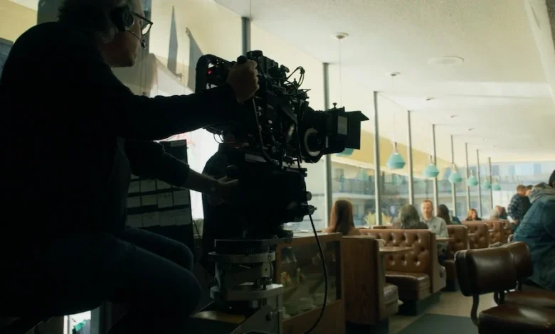 Splashy: Anna Kendrick’s Coffee Cup Overflows for LPL Financial