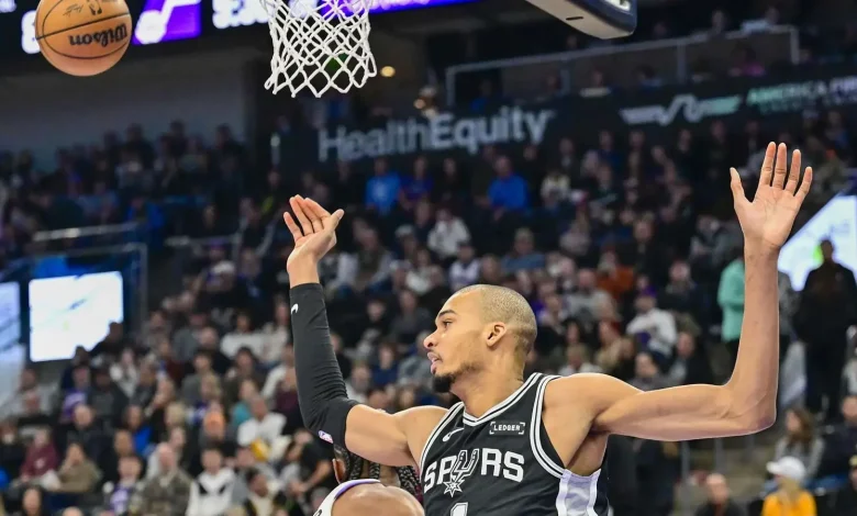 Spurs news: Victor Wembanyama caps wild sequence with Derik Queen posterization
