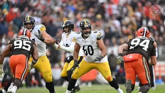 Steelers’ Dylan Cook Reveals Exactly Why Playing For Aaron Rodgers Is “Easy”