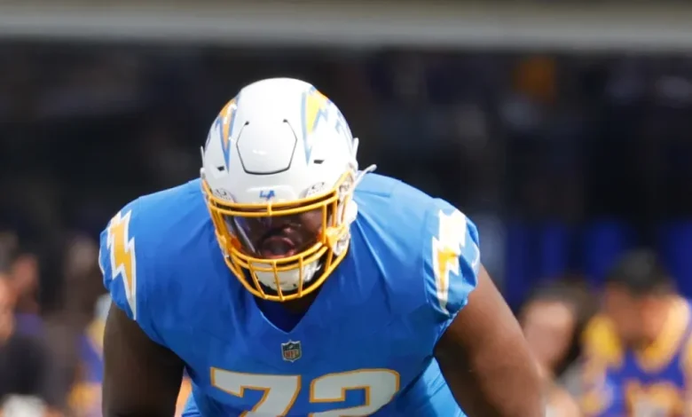 Steelers release veteran OT