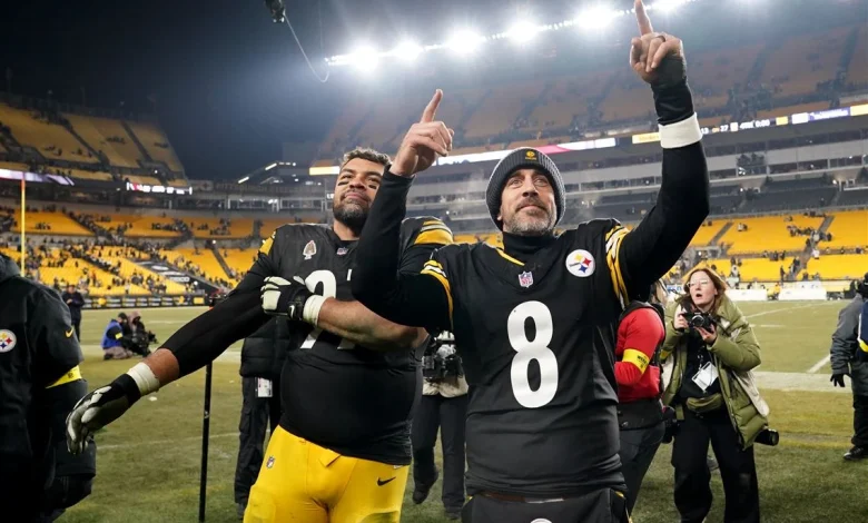 Steelers report card: Aaron Rodgers saves the day for Mike Tomlin's playoff-bound team