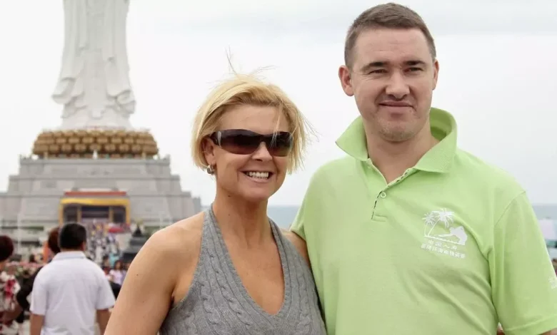 Stephen Hendry faced huge bill after leaving 'devastated' wife for new younger girlfriend