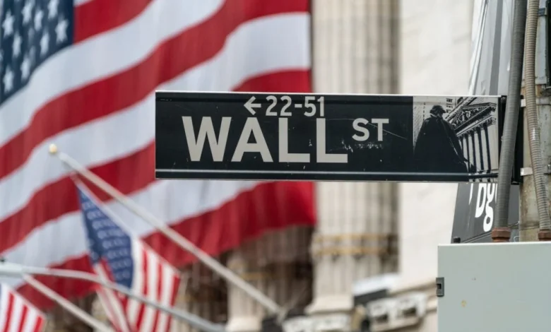 Stock Market Today: Dow Jones, Nasdaq 100 Futures Tumble Ahead Of Supreme Court Ruling On Trump's Tariffs—Wells Fargo, BP, WeRide In Focus - SPDR S&P 500 (ARCA:SPY)