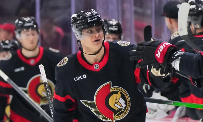 Stutzle scores impressive between legs goal