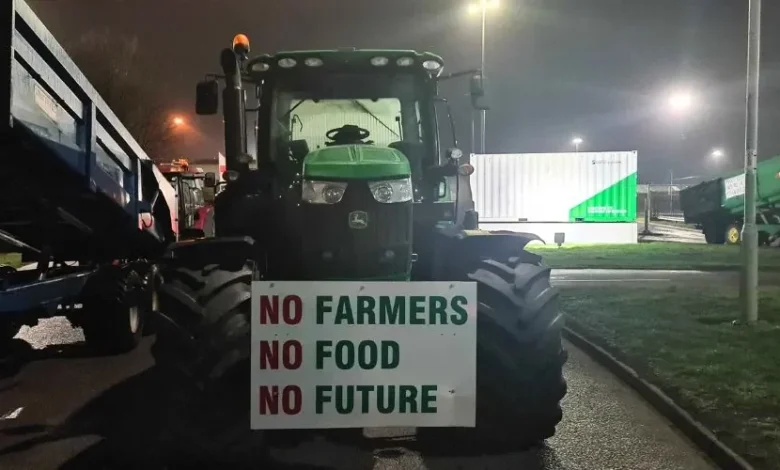 Suffolk and Essex farmers block Port of Felixstowe to fight for fair prices for British produce