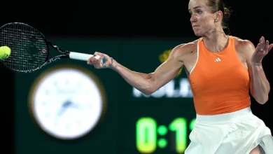 Svitolina sweeps past off Gauff in hour of power