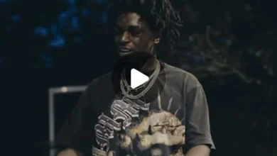 #TSRClapbackSeason: Here we go, y’all. 😩 #KodakBlack dropped his song ‘Christmas Eve,’ where he took shots at #Boosie. ___________________________________ On the track, Kodak calls Boosie “lame,” claims he made more money than him, and all