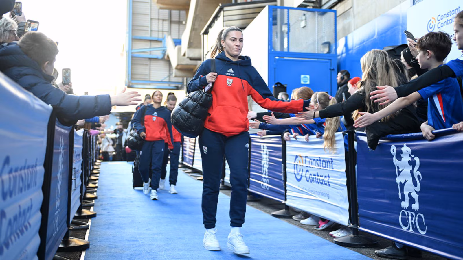 Team news: Five changes for London derby