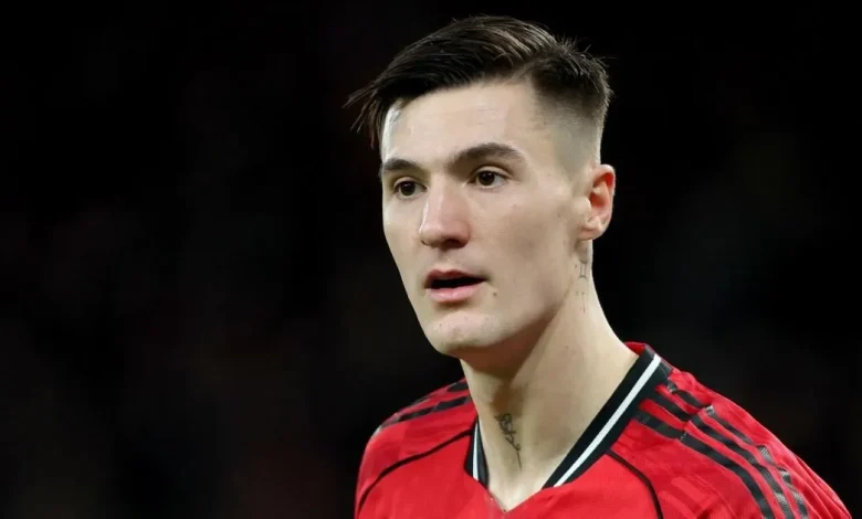 Teddy Sheringham urges Man Utd to start £65m star over Benjamin Sesko against Arsenal