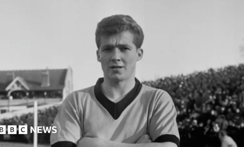 Terry Wharton: Tributes as former Wolves player dies aged 83