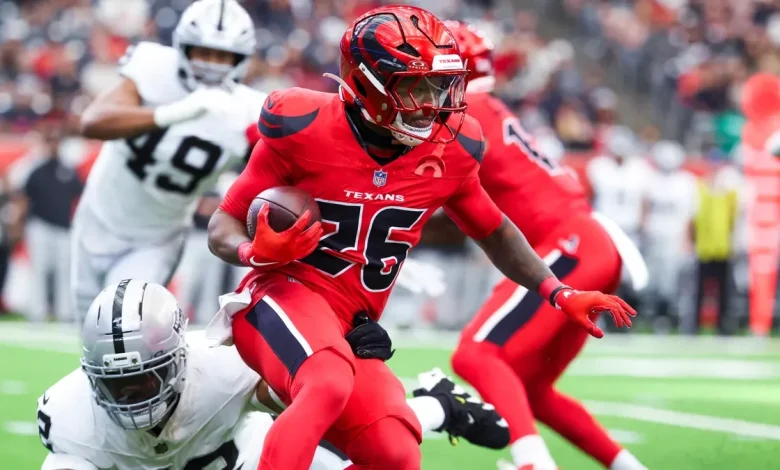 Texans RB receives troubling injury update before playoffs vs Steelers