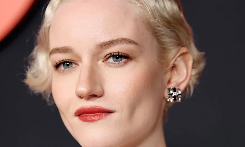 The Best Eye Makeup for Hooded Eyes, According to Experts