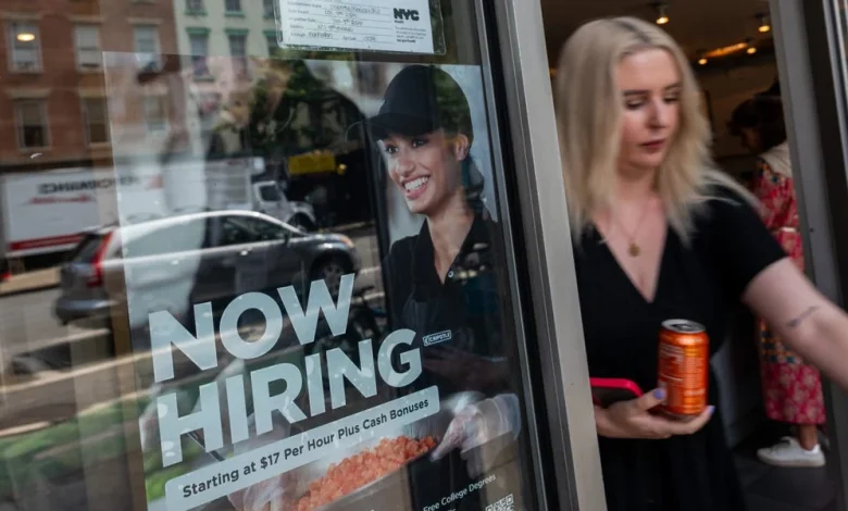 The Under-the-Radar Labor Market Chart Scaring Economists Right Now