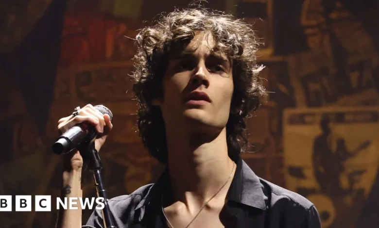 The two sides of Sombr, the singer sparkling through the sadness