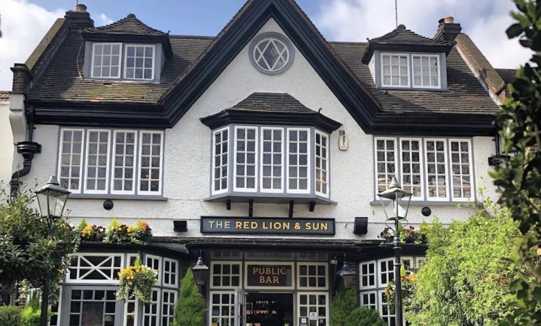 This fancy north London pub has been crowned the third best gastropub in Britain