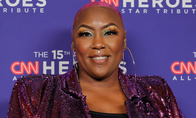 TikTok star Shirley Raines, known for bringing meals and respect to people on Skid Row, dies at 58