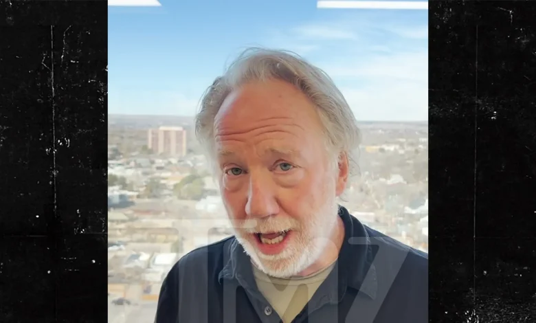 Timothy Busfield Surrenders to Cops on Child Sex Abuse Charges