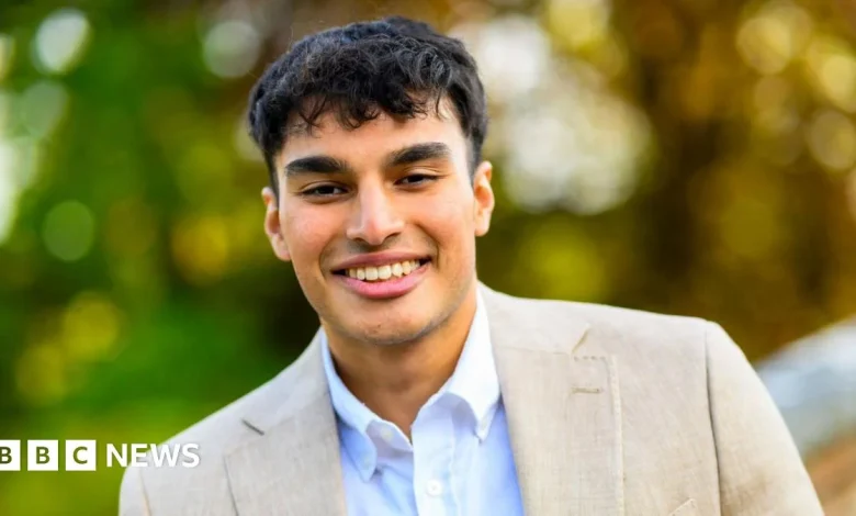 Traitors star Faraaz Noor says Hajj trip dream is still alive