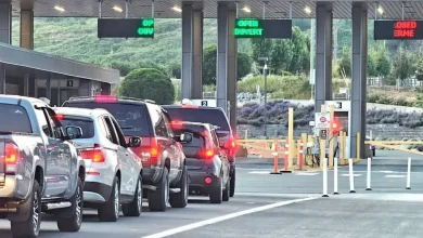 Travel between U.S. and Canada continues to plummet