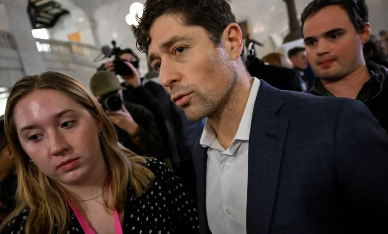 Trump Justice Department enters new territory with probe of Walz, Frey