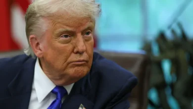 Trump blasts 5 Republicans for war powers vote