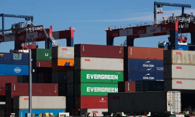 Trump's Tariffs Are Paid Almost Entirely by Americans: German Study