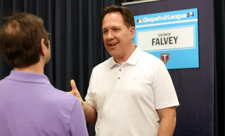 Twins Announce "Mutual" Parting Of Ways With Derek Falvey