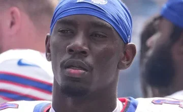 Tyrell Shavers Sustains torn ACL in wild-card win