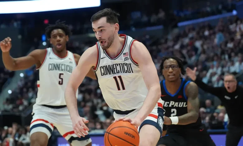 UConn Huskies at Seton Hall Pirates odds, picks and predictions