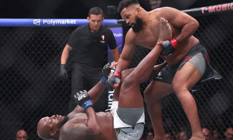 UFC 324 results: Waldo Cortes-Acosta smashes Derrick Lewis for TKO