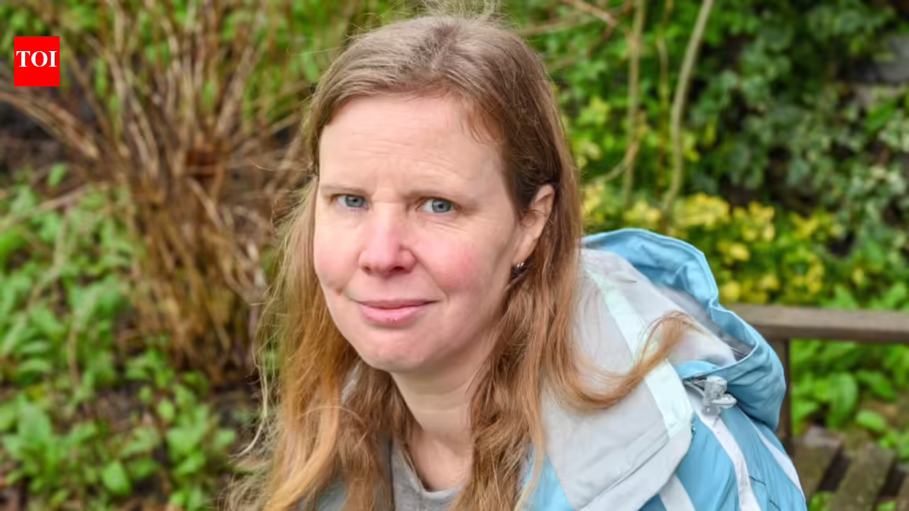 UK mother of two blows life savings and left homeless after giving £250,000 to ‘Hollywood stars’