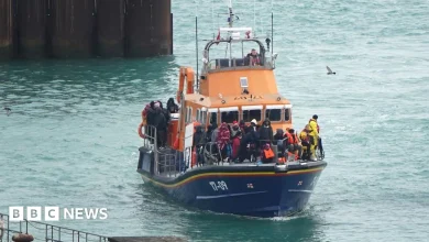 UK powers to seize phones from migrants without arrest come into force