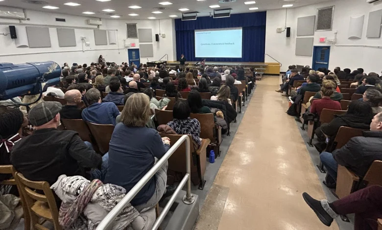 UWS Middle School Meets With DOE Reps To Discuss Possible Move: ‘We Want to be Heard’