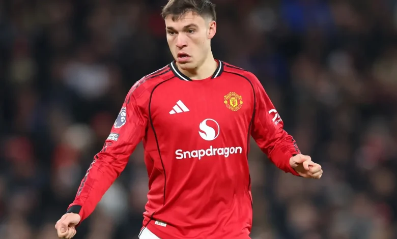Ugarte 'offered Man Utd escape route' less than two years after £50m arrival